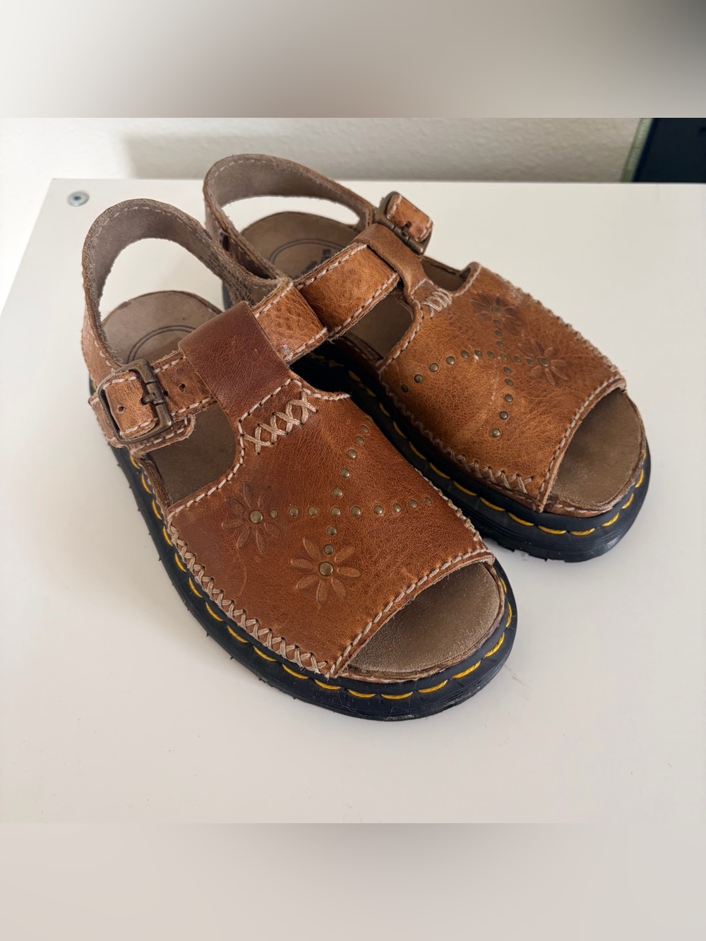 Dr. Martens Vintage 2000’s Flower Studded Leather Buckle Sandals